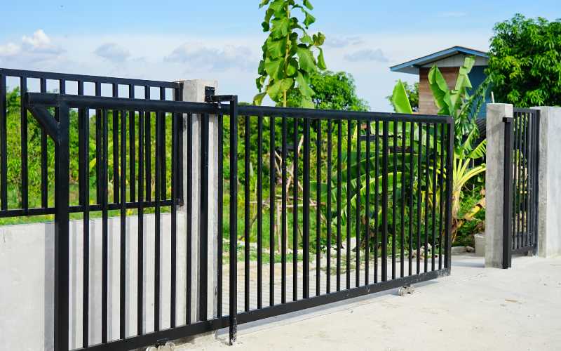 automatic gate For Small Driveway